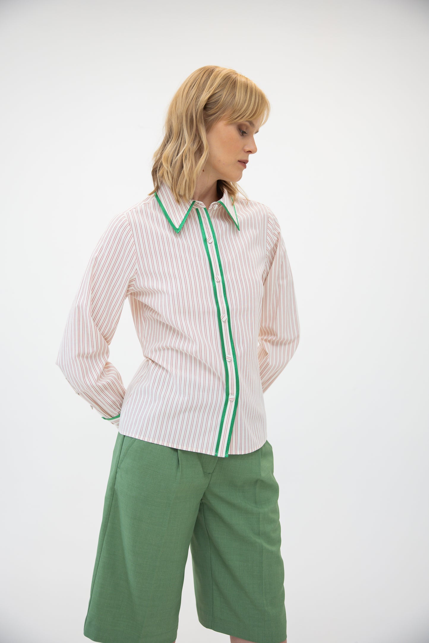 Walking Short - Lawn Green