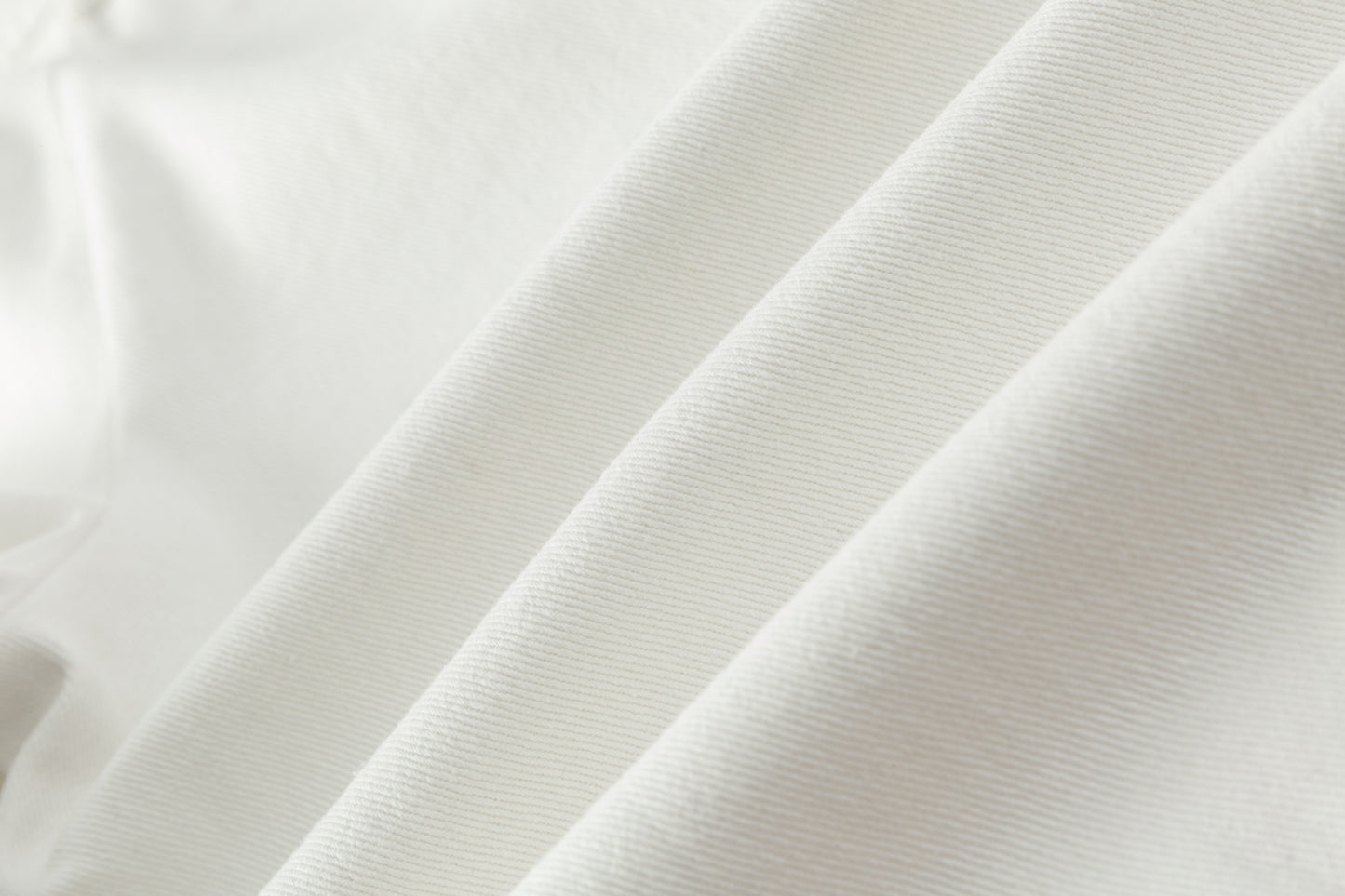 Raw Edge Bermuda Short - White Denim