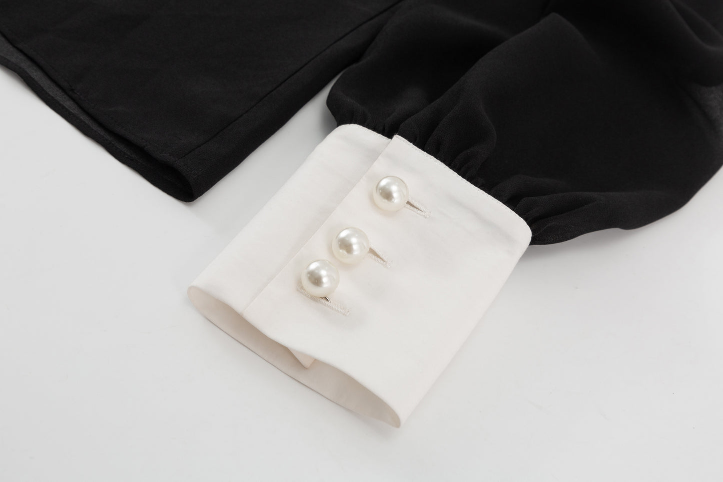 Carter Blouse - Black/White