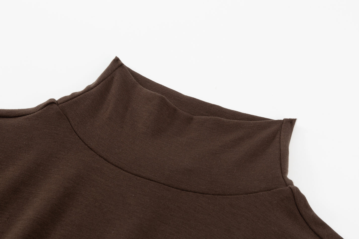 Iris Turtleneck - Chocolate